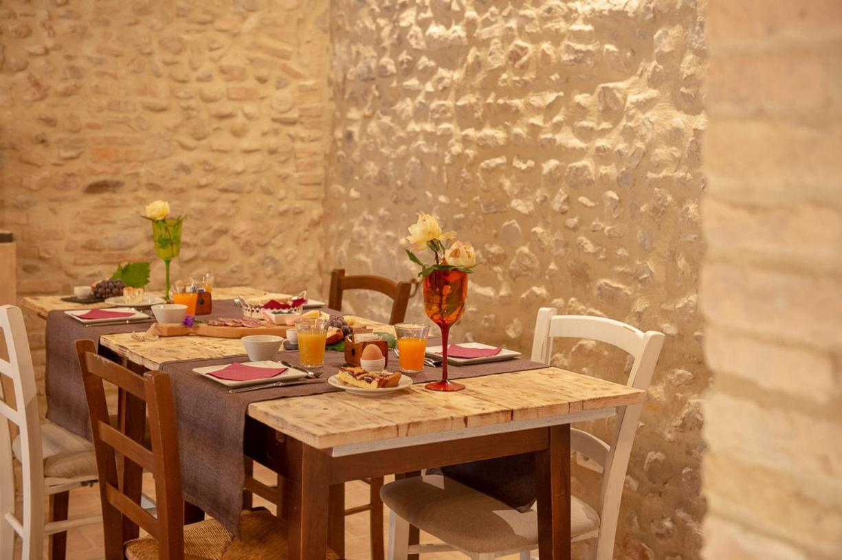 Torre Della Botonta Bed & Breakfast Castel Ritaldi Ngoại thất bức ảnh