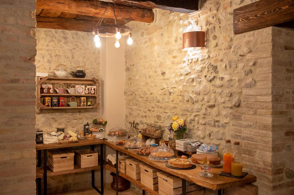 Torre Della Botonta Bed & Breakfast Castel Ritaldi Ngoại thất bức ảnh