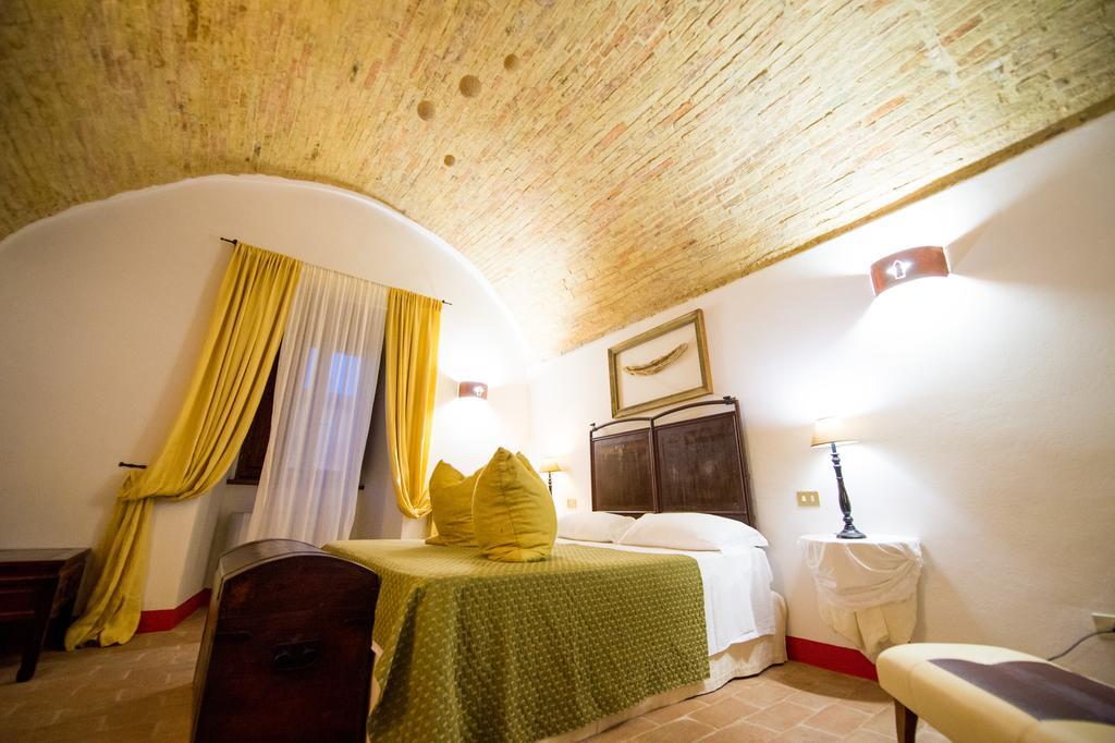 Torre Della Botonta Bed & Breakfast Castel Ritaldi Phòng bức ảnh