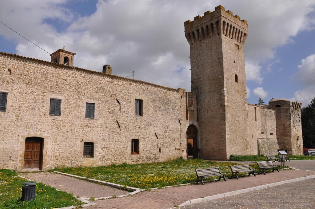 Torre Della Botonta Bed & Breakfast Castel Ritaldi Ngoại thất bức ảnh